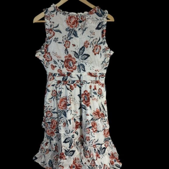 Lucky Brand White Floral V Neck Ruffle Trim Dress Sz 8 - Picture 2 of 7